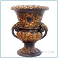 Vaso de bronze antigo para decoração de casa